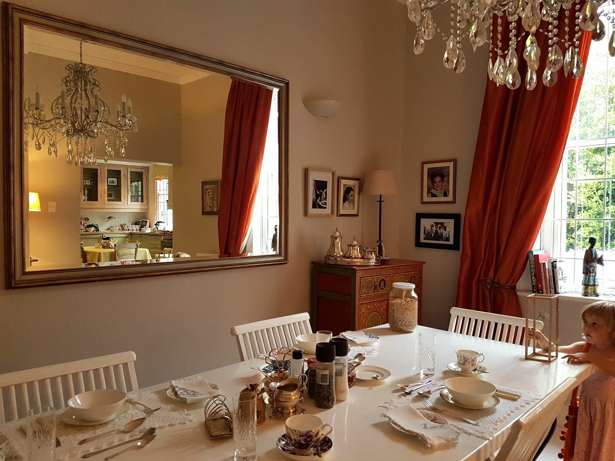 Gilmour Hill Bed & Breakfast เคปทาวน์ ภายนอก รูปภาพ